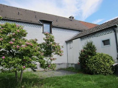 Sehr helle 3,5-Raum-Wohnung  mit Blick auf Felder in Moers-Kapellen
