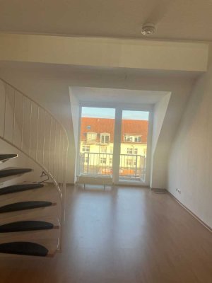 tolle Dachgeschoss - Maisonette-Wohnung!