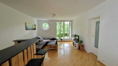 Wunderschöne, helle, ruhig 2- ZKB hochw. EBK, 64 m2, Terrasse u. kl. Garten in Bremen Horn, Nähe Uni