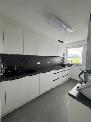 Attraktive 3,5-Zimmer Wohnung mit Einbauküche im 3. OG in Renningen