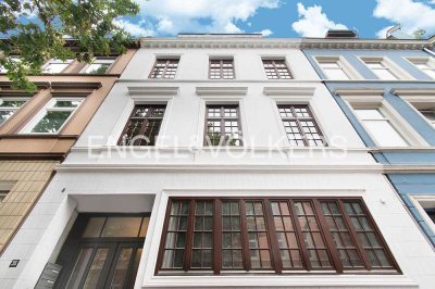 Modernisiertes Dachgeschoss im Altbau !