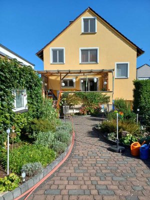 Einfamilienhaus in Anliegerstrasse in Offenbach-Rumpenheim