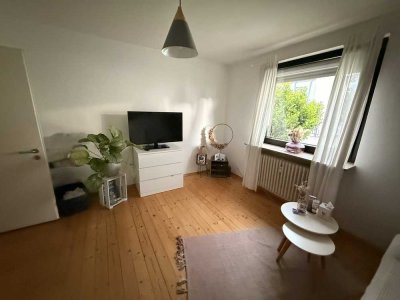 Ruhig gelegene 2-Zimmerwohnung mit tollem Balkon ins Grüne