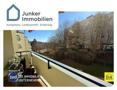 /// S-Hoffeld: Gepflegte 3,5-Zi.-Whg. mit Aufzug in ruhiger Wohnlage ///