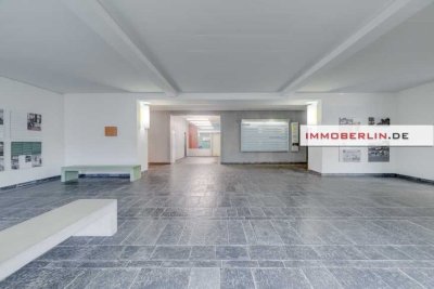 IMMOBERLIN.DE - Exklusive 3-Zimmer-Wohnung mit Loggia im Corbusierhaus nahe Olympiastadion