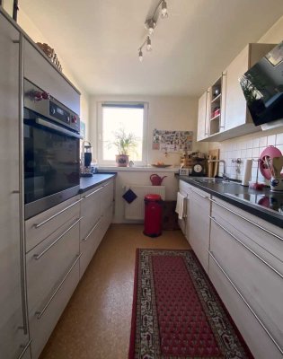 Helle 3-Zimmer Wohnung mit Balkon im 2. OG in Huttrop mit Balkon