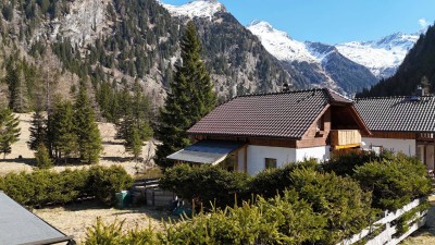 Top saniertes Wohnhaus fußläufig zu Talstation Ankogelbahn und Seebachtal mit separatem Baugrund