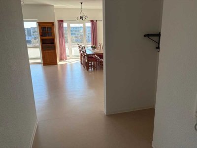 Rollstuhlgerechte 3-Zimmer Wohnung mit Terrasse in Hamburg-Bramfeld
