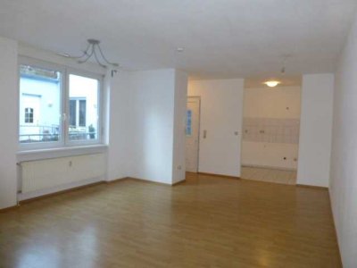 Moderne, komplett sanierte Altbauwohnung mit großem Balkon im Jungbusch!
