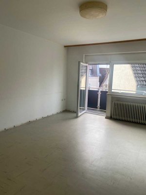 Zentral, Balkon + Garage bei Interesse