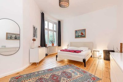 Befristet für 1 Jahr - Stilvolle Altbauwohnung am Tempelhofer Feld