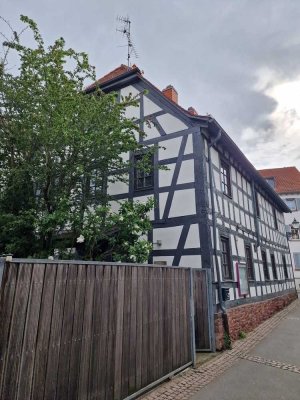 Altstadtlage: Frisch Sanierte 3-Zimmer-Wohnung