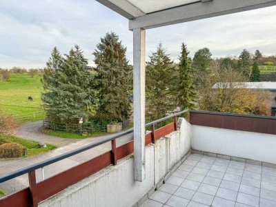 Ruhiges Wohnen am Feldrand mit Balkon und Garage