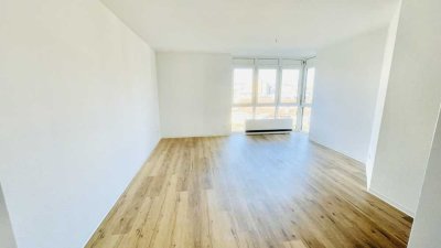 Vollständig renovierte helle 2-Zimmer Wohnung mit Garage in Top-Lage ohne Makler