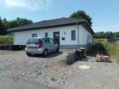 Freistehendes 3-Zimmer-Einfamilienhaus mit gehobener Innenausstattung und EBK in Kall