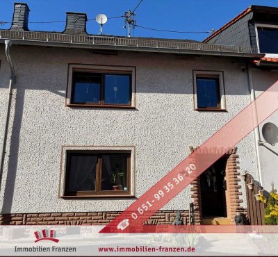 Raumwunder in Waldweiler: Großzügiges Einfamilienhaus mit 5 Schlafzimmern, Garten, Gewächshaus und G
