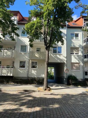 Ansprechende 3-Zimmer-Wohnung mit Balkon und EBK in Rathenow