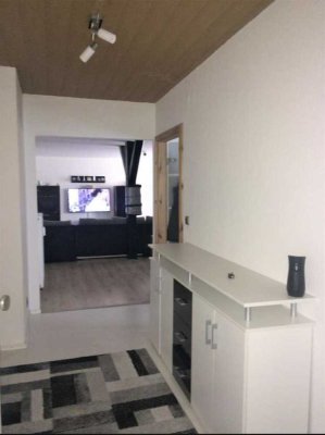 2-Zimmer EG-Wohnung, Terrasse , 2 Stellplätze inkl.