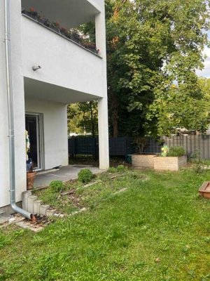 UNBEFRISTET | Möblierte 3-Zimmerwohnung mit einem großzügigen Garten
