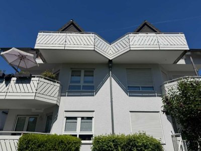 Helle und ruhig gelegene Dachgeschosswohnung mit schönem Weitblick!