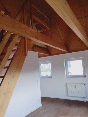 Individuelle lichtdurchflutete 4-Zimmer-Terrassenwohnung in Landshut-Achdorf