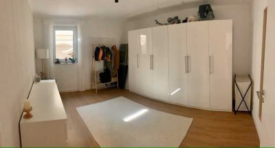 Stilvolle 5-Zimmer-Maisonette-Wohnung mit gehobener Innenausstattung mit EBK in Mainz