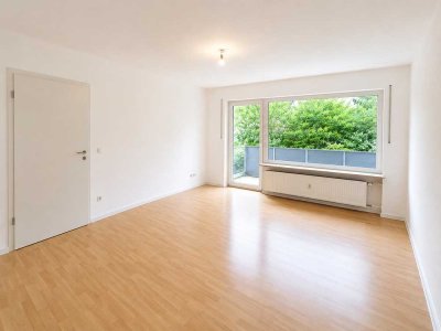 Helle 2-Zimmer-Erdgeschosswohnung mit Balkon & Gartenanteil in Schwabach