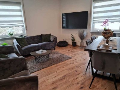 Einziehen und Wohlfühlen - Modernisierte 4-Zimmer Wohnung im Ortskern von Oberharmersbach