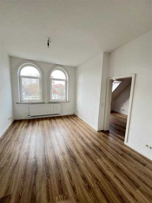 Gemütlich wohnen unter dem Dach: Charmante 2-Zimmer-Wohnung in Hannover – sofort verfügbar