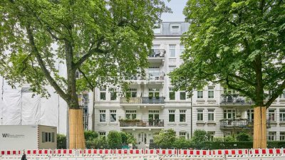 + Charmante Altbauwohnung in begehrter Lage und Blick ins Grüne +