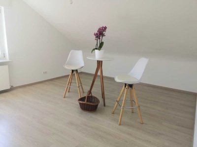 Geschmackvolle und gemütliche DG-Wohnung mit gehobener Innenausstattung in Waldbronn