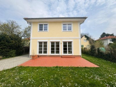 Comfortable family home with private garden