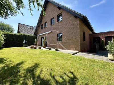 Freistehender Familientraum in Swisttal-Odendorf! 6 Zimmer, Terrasse & Garage in Top-Zustand