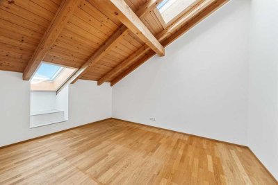 Erstbezug nach Renovierung! 4,5-Z.-Maisonettewohnung