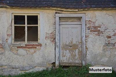 Kleines Einfamilienhaus in steiler Hanglage