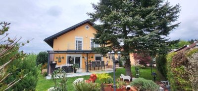 Bezauberndes Einfamilienhaus mit Gartenidylle
