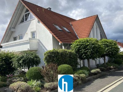 Gepflegtes Mehrfamilienhaus mit Ausblick in ruhiger Hanglage –