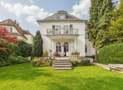 Stilvolles, historisches, gepflegtes Villenanwesen mit drei wunderschönen Einheiten in bester Lage