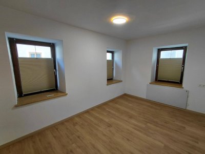 Barrierefreie 2-Zimmer Erdgeschosswohnung mit Einbauküche