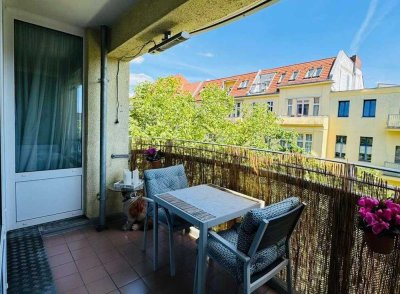 Sofort Verfügbar - Familienwohnung über 3 Etagen direkt am Ku'damm