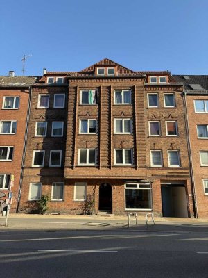 Charmante 3 Zimmer Altbauwohnung