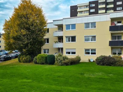 Ihr neues Zuhause, ruhig gelegen und bestens angebunden. Renoviert, eigene Garage & Balkon