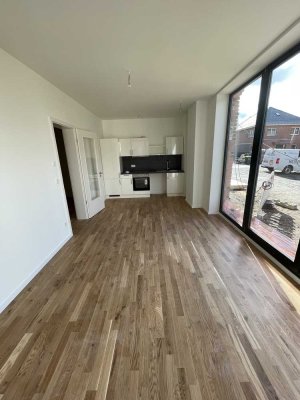 Helle 2 Zimmer Wohnung im Denkmal mit EBK und Terrasse