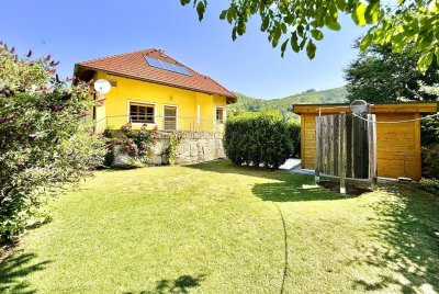 LANDHAUS am Tor zur Wachau | Hochwertig ausgestattet | Doppelgarage | Garten-Sauna | Ausbaureserve