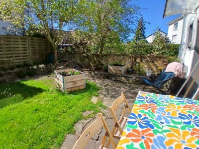 2-Zimmer Wohnung als kleines Hinterhaus mit großem Garten in Bonn-Poppelsdorf