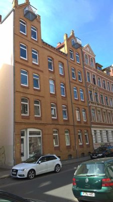 Helle und gemütliche Altbau 3 Zi.-Whg mit Balkon in der Nordstadt
