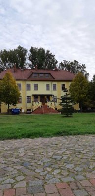 3- Zimmer-Wohnung im Gutshaus Fahlhorst