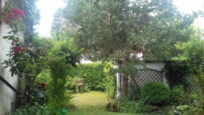 Schöne drei Zimmer Garten-Wohnung in Vaterstetten