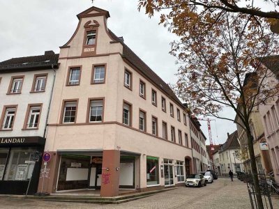 ++ Wohn- und Geschäftshaus mit Ausbaupotential im DG in LD-Zentrum - Fußgängerzone! ++