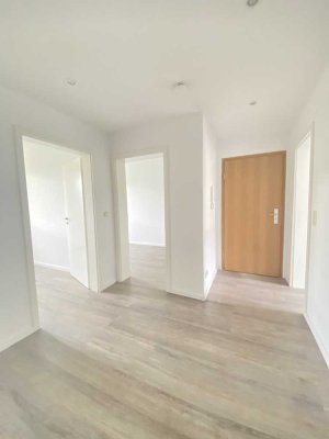 NEU und hochwertig renovierte 4-Raum-Wohnungen in Grimmen ab sofort zu vermieten